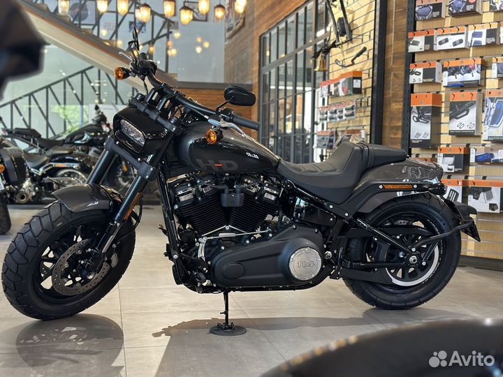 Harley-Davidson Fat Bob Gray Haze 2023