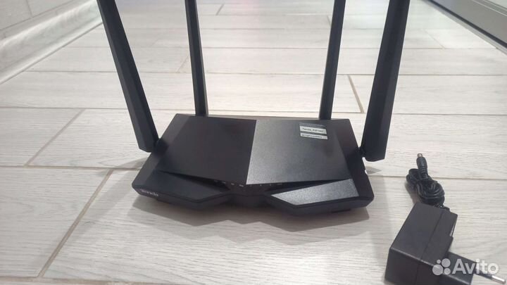 Роутер Tenda AC6