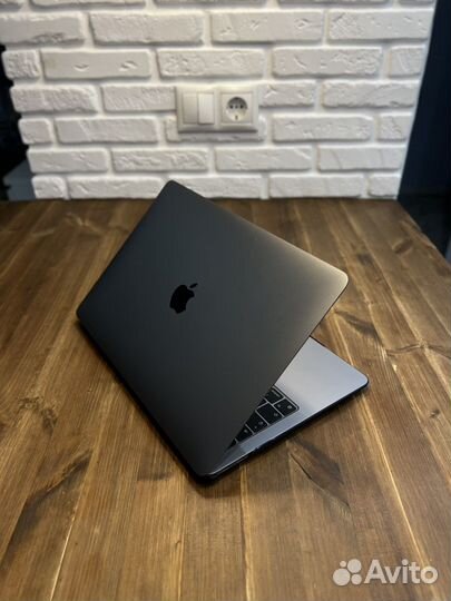 Apple MacBook AIR 13 (2020) M1 16gb 256