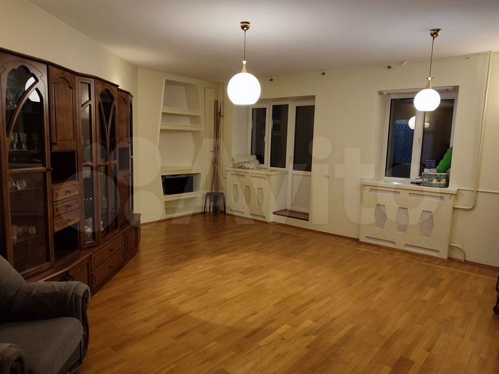 3-к. квартира, 92 м², 2/9 эт.