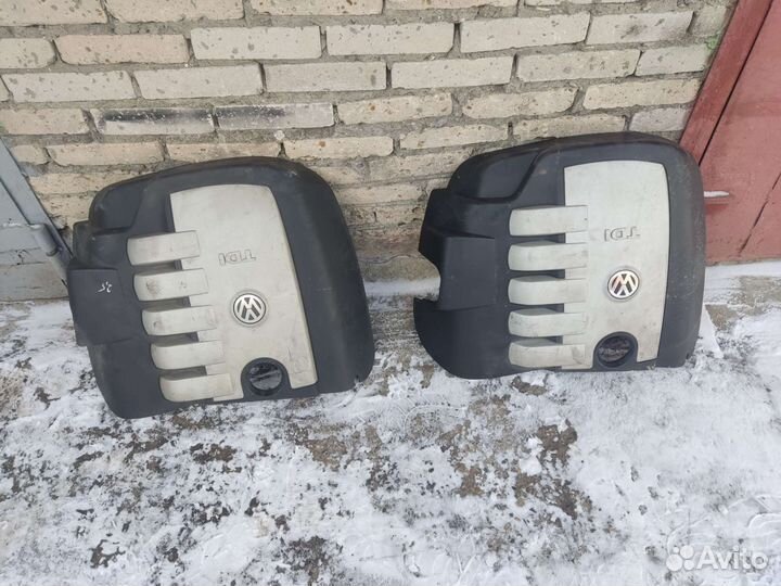 Крышка двигателя Фольксваген Туарег 2.5 дизель