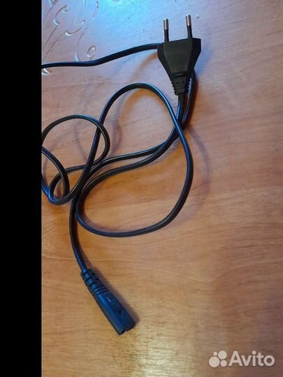 Кабель для компьютера