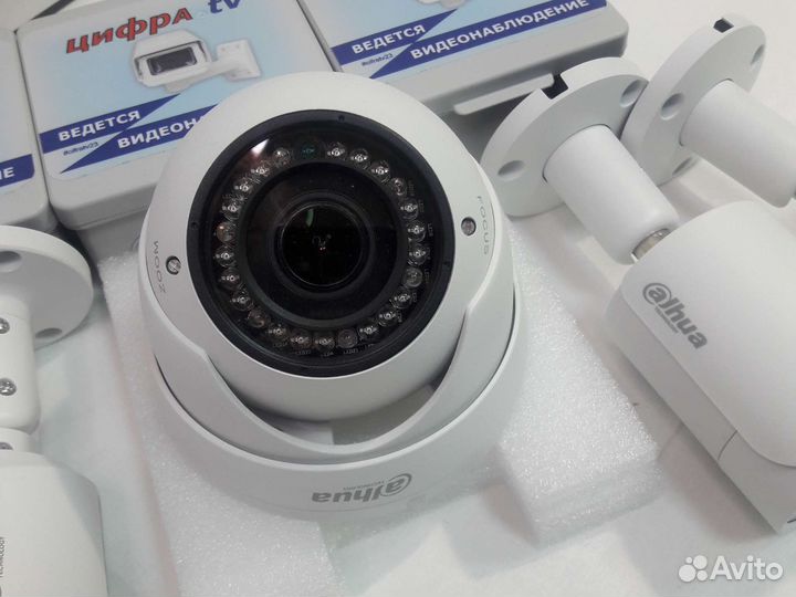 4 камеры видеонаблюдения 4Мп регистратор Dahua