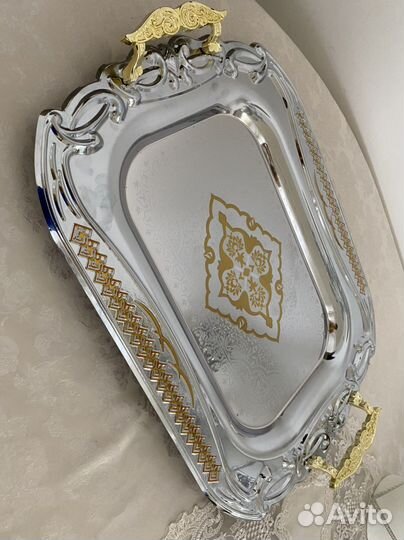 Новый поднос