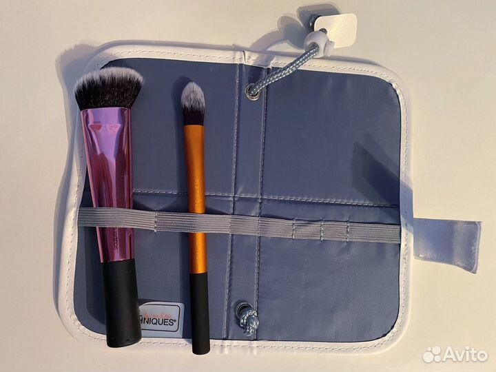 Кисть real techniques