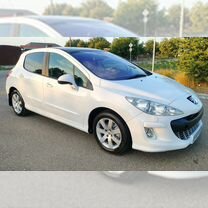 Peugeot 308 1.6 AT, 2010, 118 900 км, с пробегом, цена 688 000 руб.