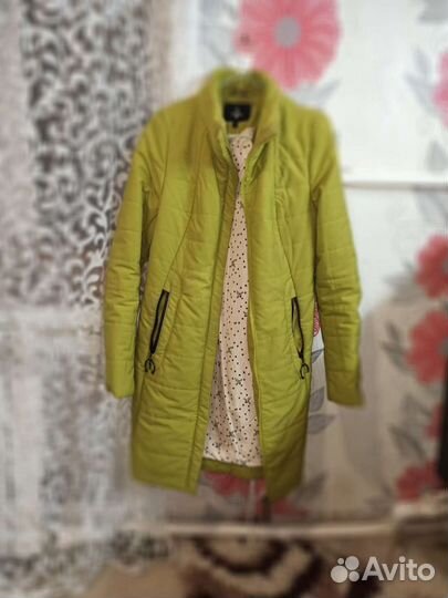 Парка женская весна-осень