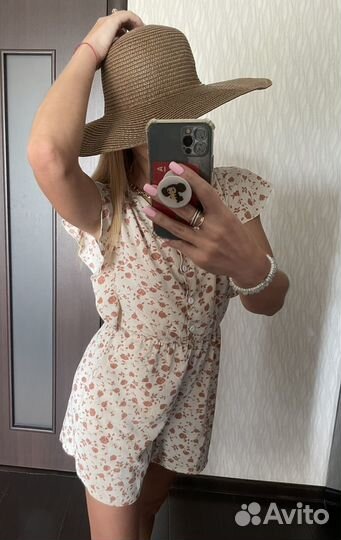 Комбинезон женский