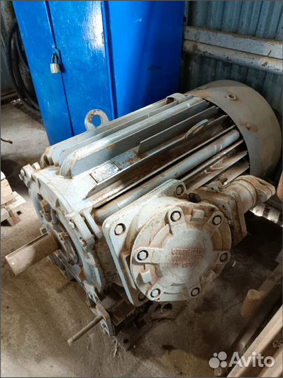 Электродвигатель асинхронный бу