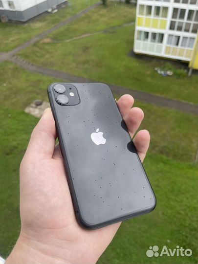 iPhone 11, 64 ГБ