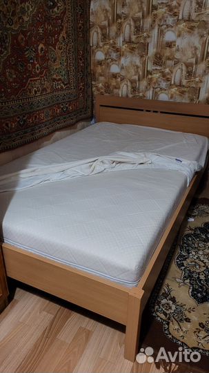 Кровать с матрасом 120 на 200