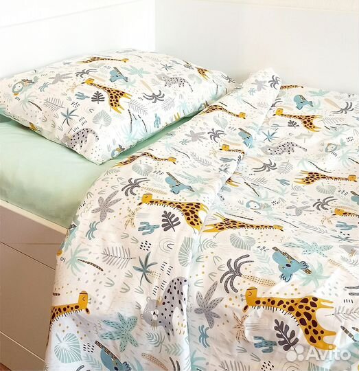 Детское постельное белье подушки одеяла новые