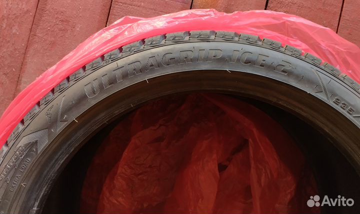 Goodyear UltraGrip Ice 2 235/40 R18