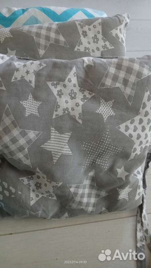 Бортики для детской кроватки