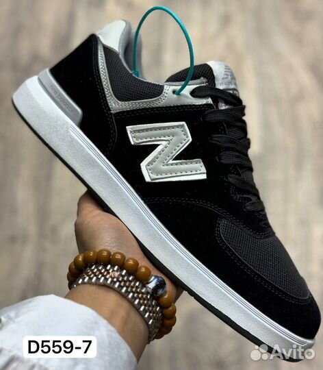 Кроссовки оптом