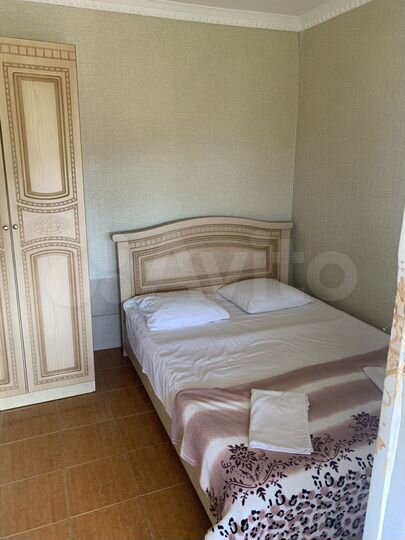 Комната 15 м² в 7-к., 1/2 эт.