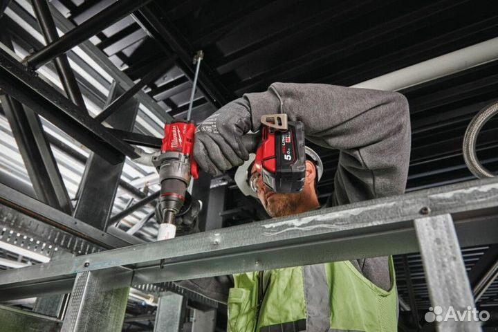 Дрель-шуруповерт Milwaukee M18 fuel M18FDD3-0 4933