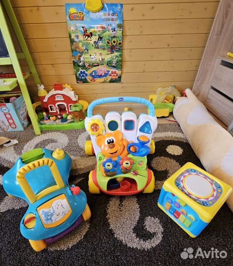 Каталка ходунки chicco + отличные подарки