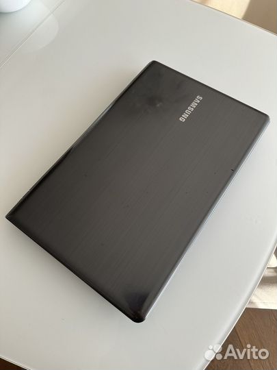 Ноутбук Samsung