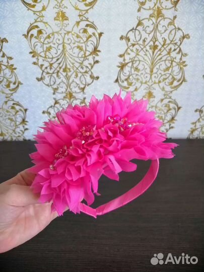 Яркие розовые ободки