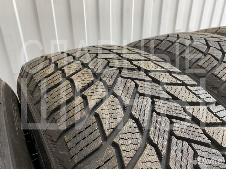 Michelin X-Ice Snow SUV 235/55 R19 105H