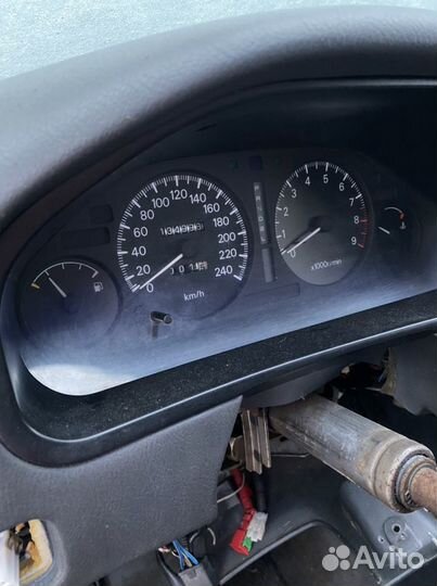 Щиток приборов Mitsubishi Galant 7 1997
