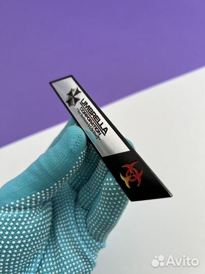 Наклейка алюминиевая эмблема Umbrella Амбрелла