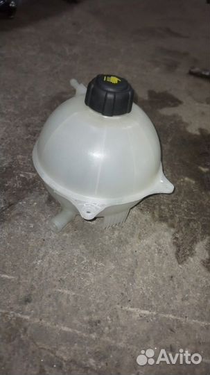 Расширительный бачок vesta