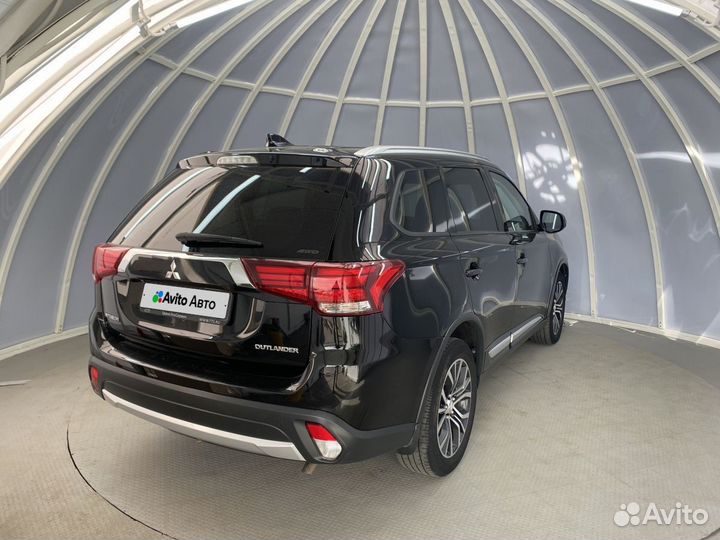 Mitsubishi Outlander 2.0 CVT, 2018, 68 485 км