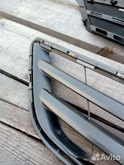 Решетка радиатора в сборе тайота королла 150 кузов