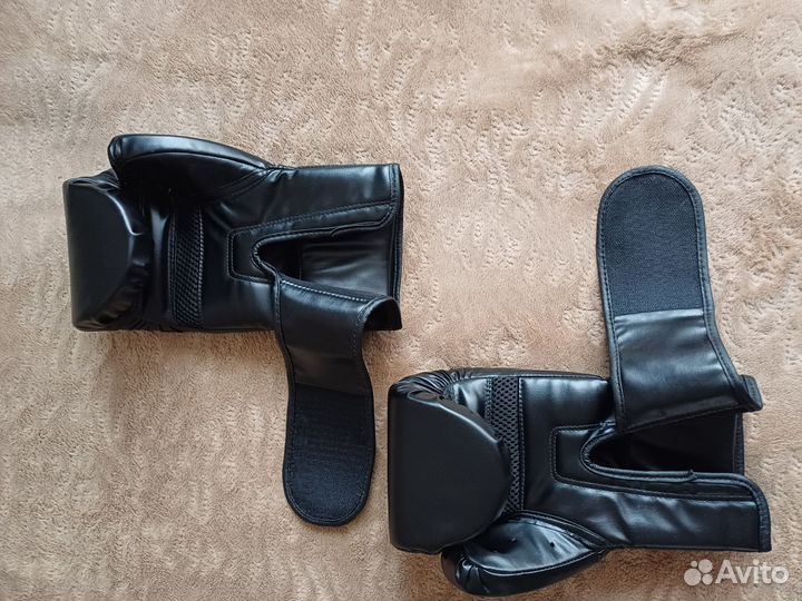 Боксерские перчатки 14 oz