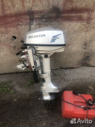 Продается лодочный мотор honda