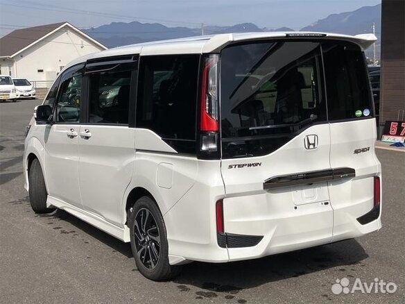 Honda Stepwgn Spada 1.5 AT, 2021, 37 650 км