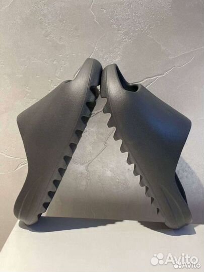 Adidas yeezy Slide черные 41-45