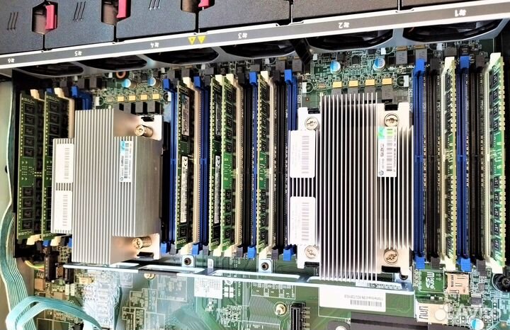 DL 380 GEN9 8 SFF E5 2689 V4 128GB