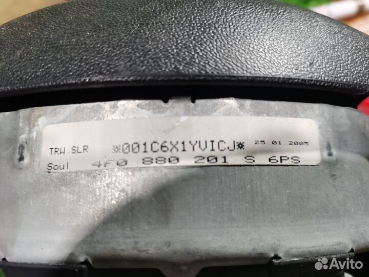 Подушка Airbag в руль audi a6 c6 3.0 4F 4F0880201S