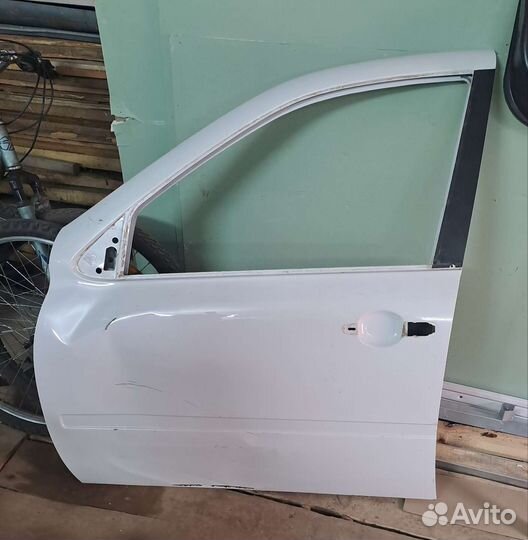Дверь передняя водительская Kalina Granta