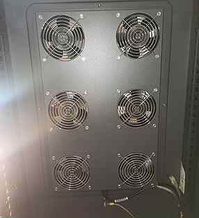 Потолочный вентилятор в серверный шкаф HP