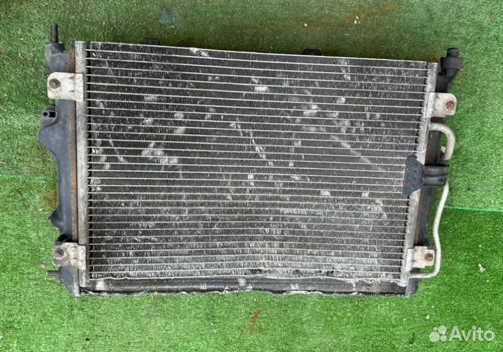 Радиатор (основной) Renault Scenic 1.6 2001