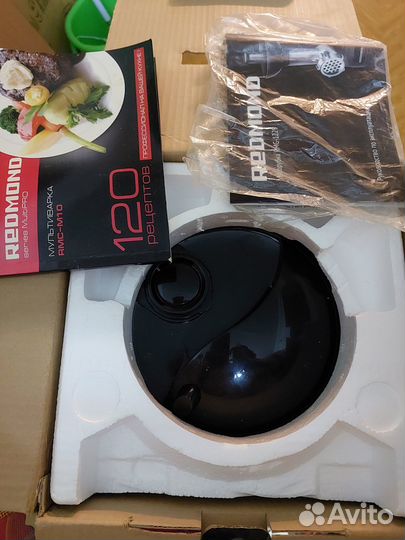 Мультиварка redmond новая