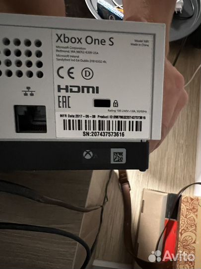 Xbox one s в отличном состоянии