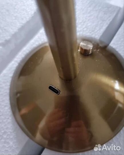 Лампа настольная беспроводная