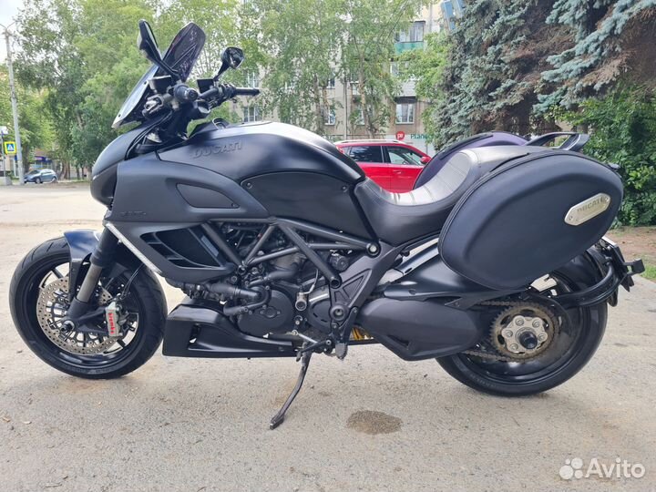Ducati diavel Dark