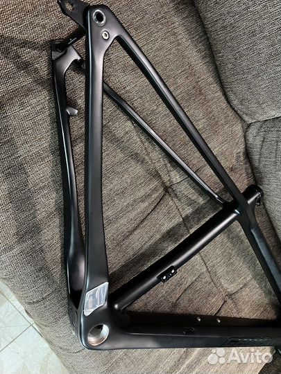 Рама карбоновая 29 L