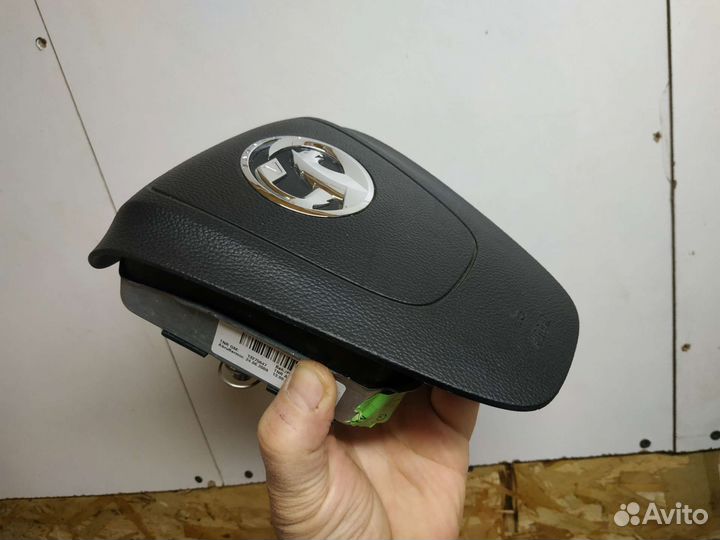 Подушка в Руль аэрбег Опель Инсигния