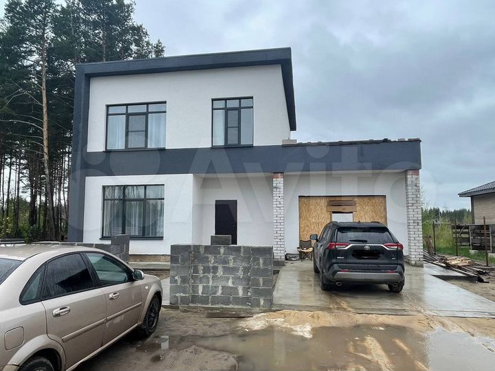 Дом 260 м² на участке 8 сот.