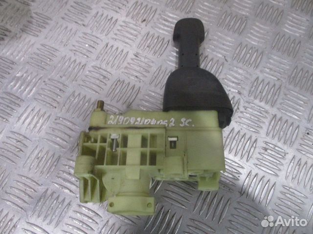 Кран стояночного тормоза Scania 1882111