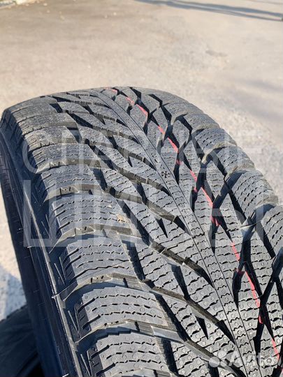 Nokian Tyres Hakkapeliitta R3 SUV 265/65 R17 116R