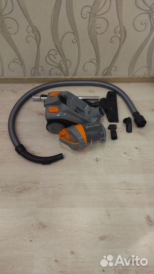 Пылесос Midea новый