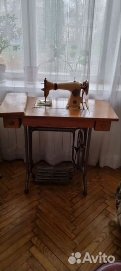 Швейная машинка